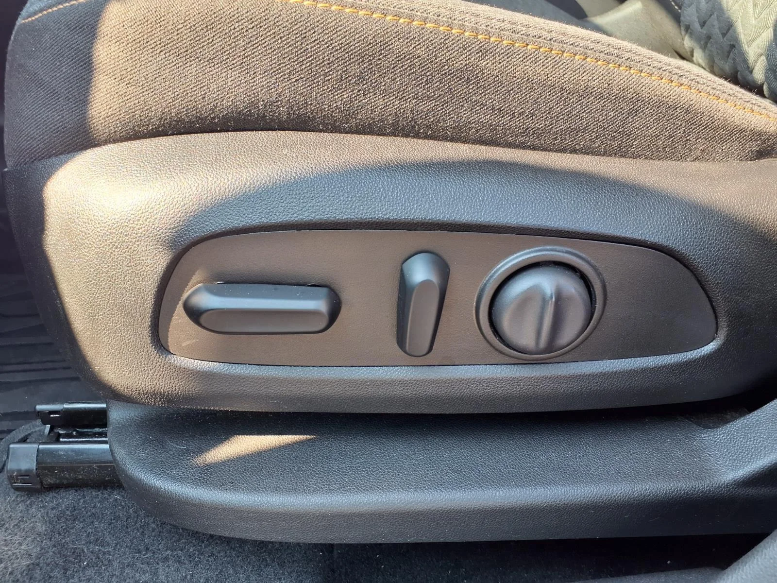 Used 2023 Sterling Gray Metallic Chevrolet LT image 21