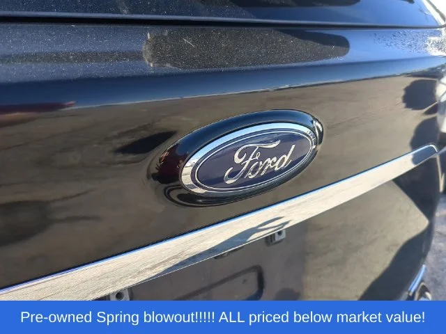 Used 2020 Black Ford SE image 11