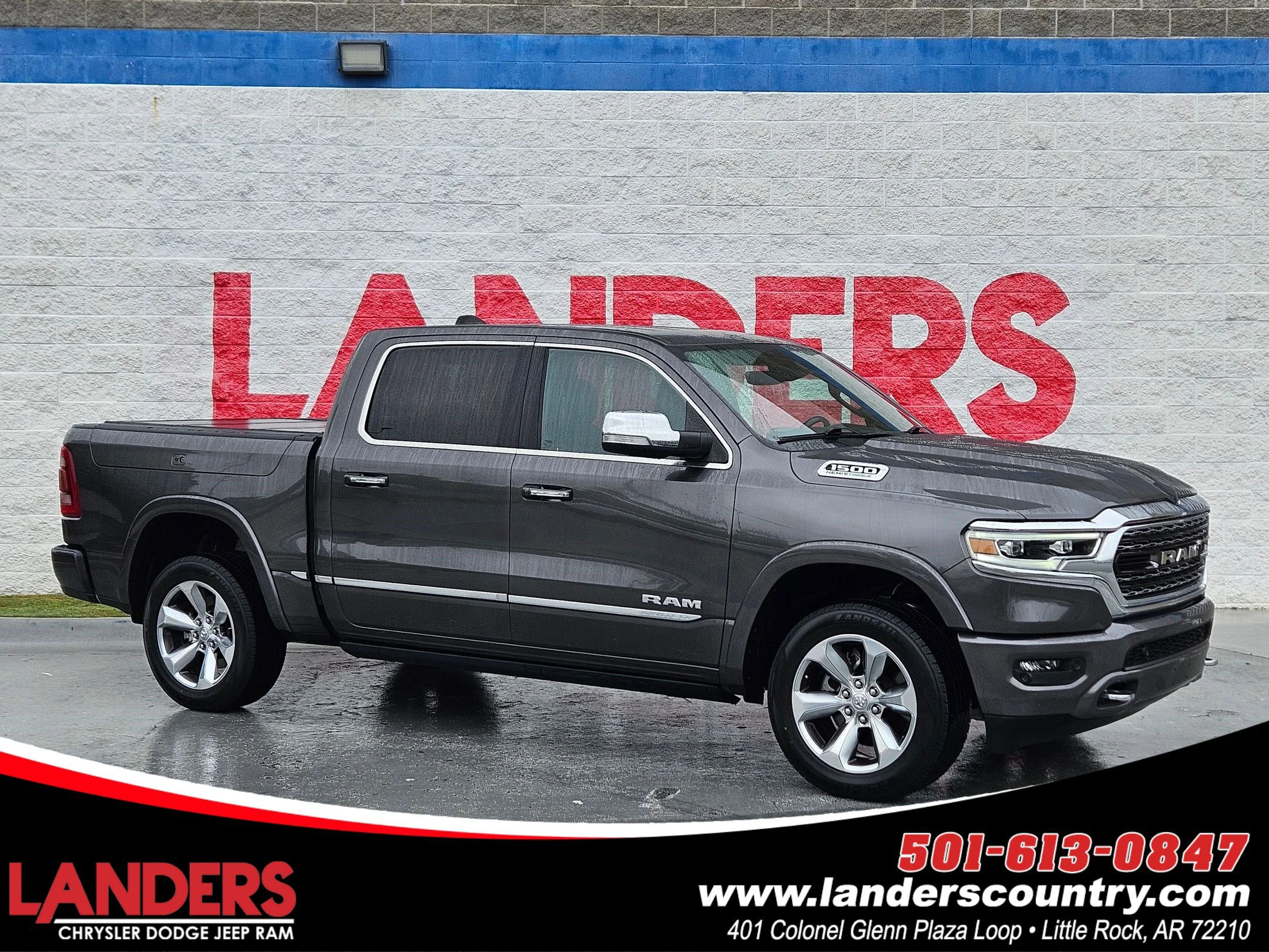 2022 RAM 1500 Limited 4x4 Crew Cab 5'7's photo