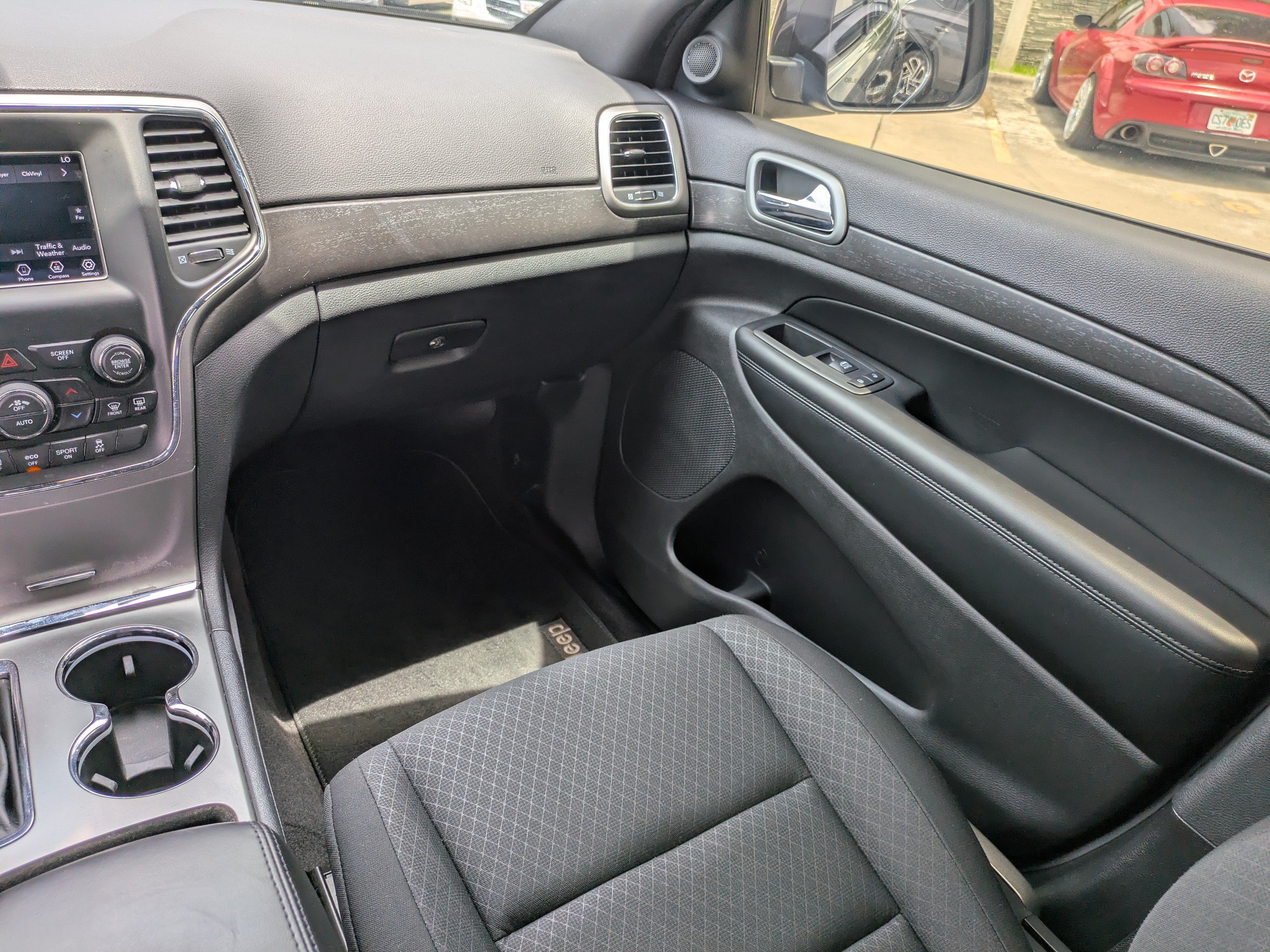 2018 Jeep Grand Cherokee Laredo E - Photo 15