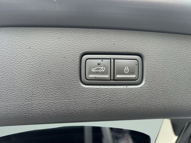 New 2026 Gray Genesis 2.5T Select image 16
