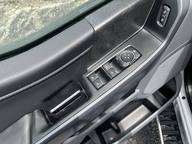 Used 2024 White Ford XLT image 17