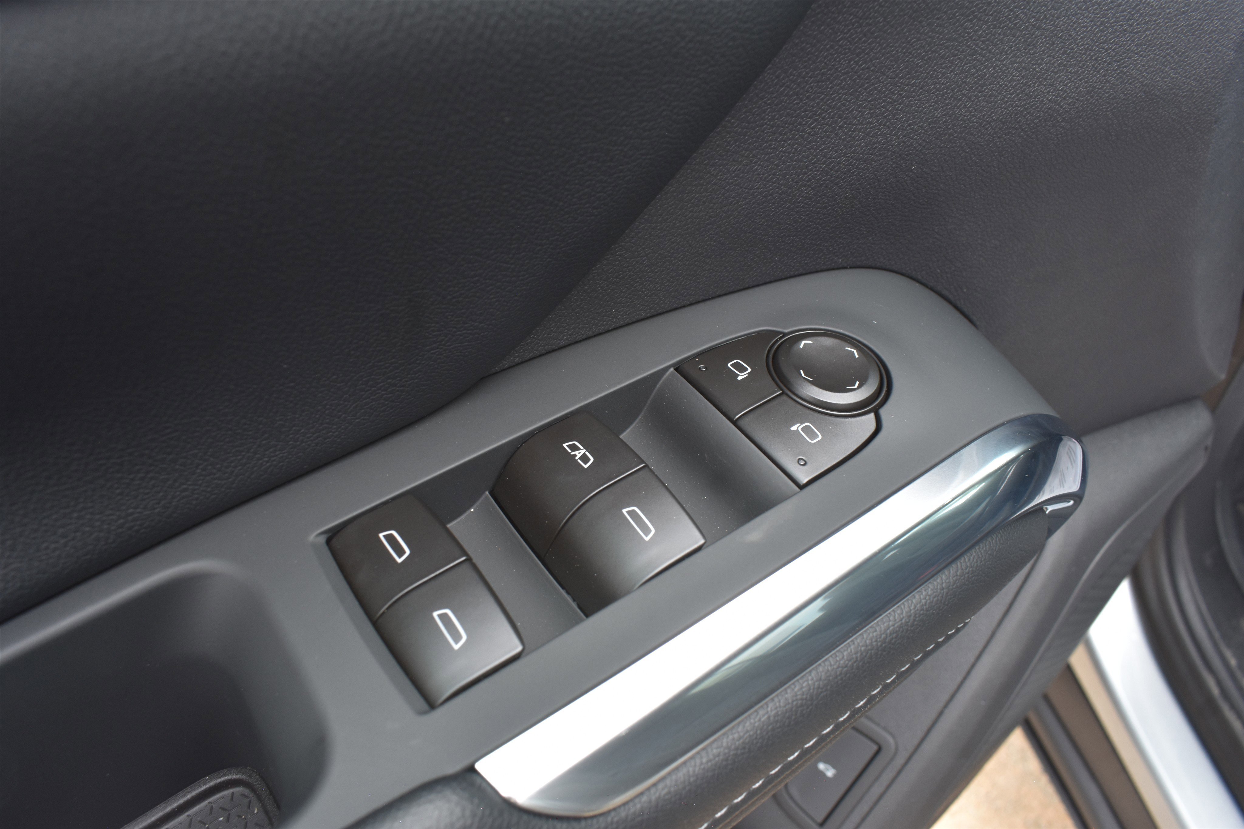 2026 Chevrolet Traverse LT - Photo 12