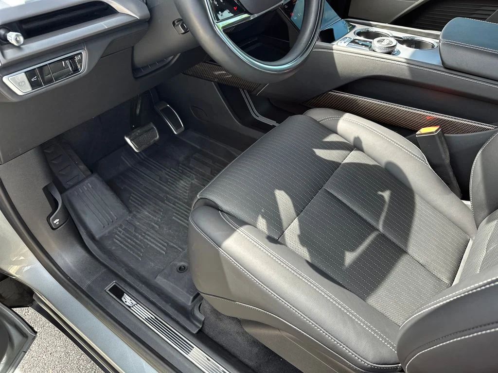 Used 2026 Silver Cadillac Sport image 20