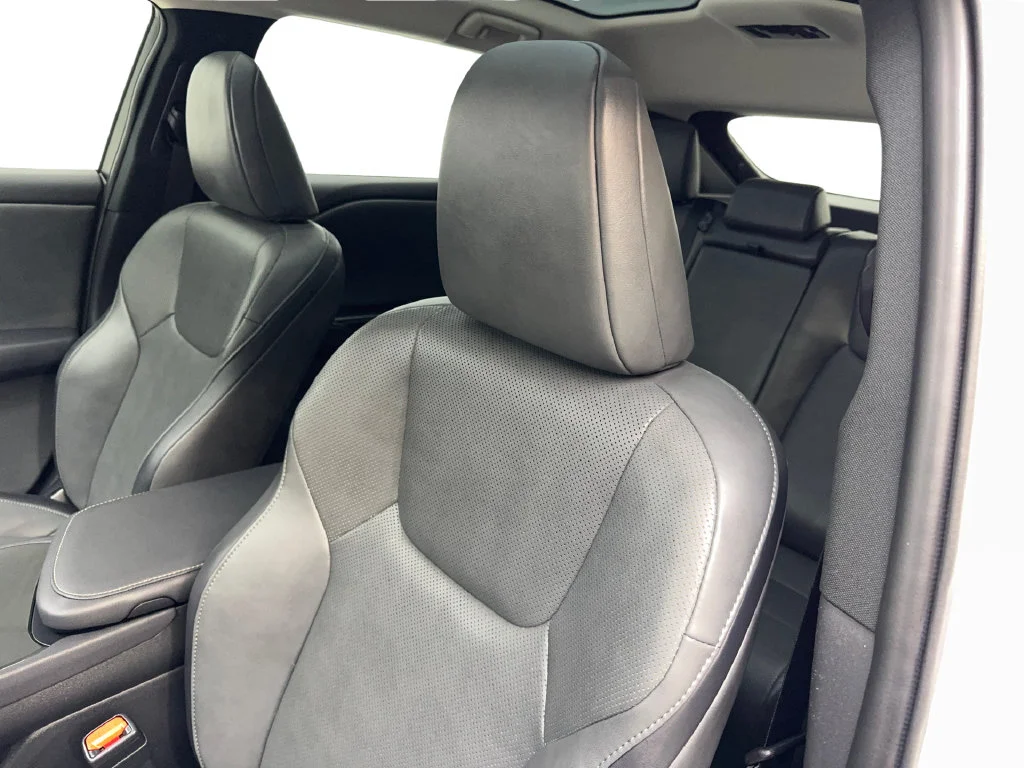 Used 2024 White Lexus 300e Premium image 28