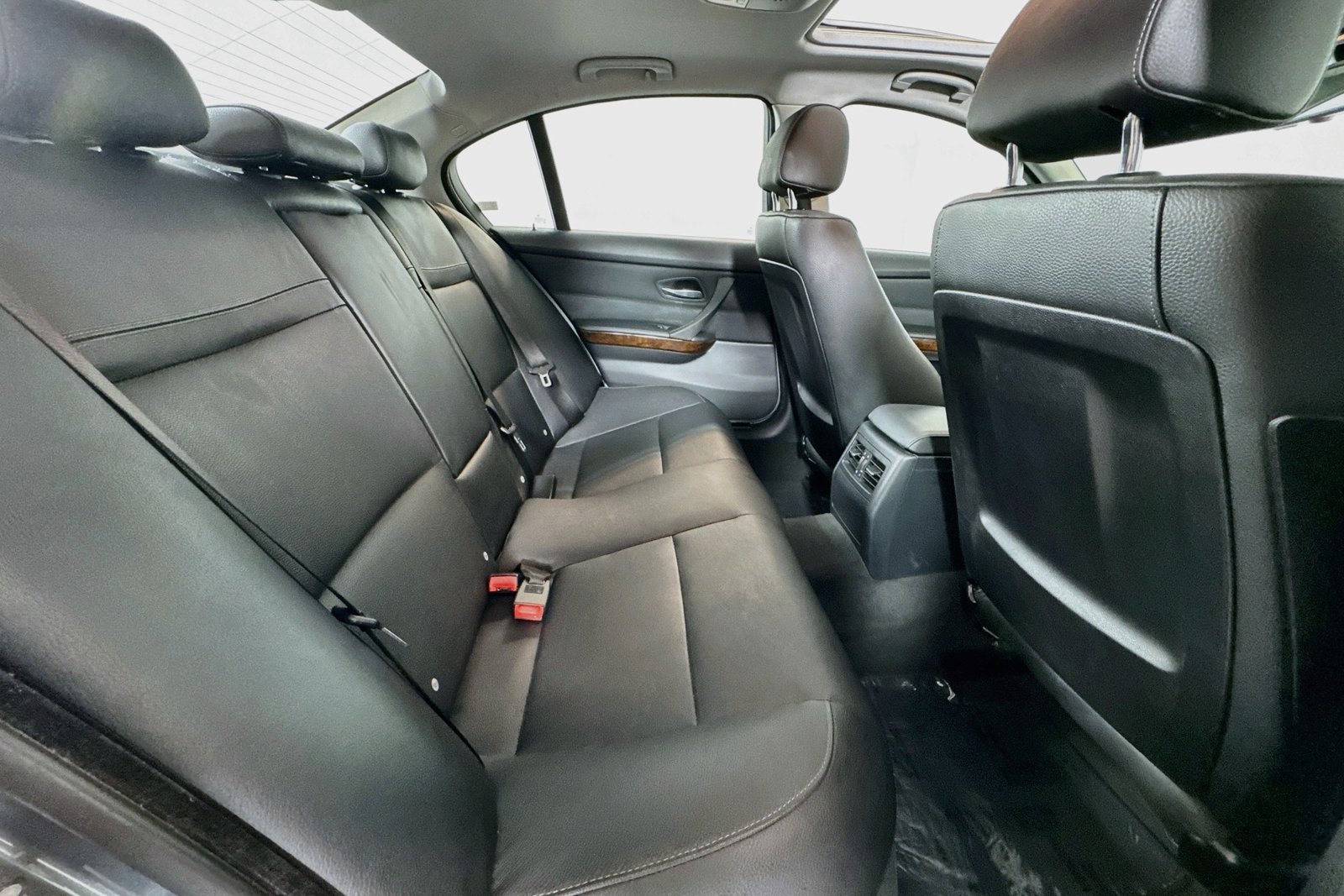Used 2010 Space Gray Metallic BMW 335i image 25