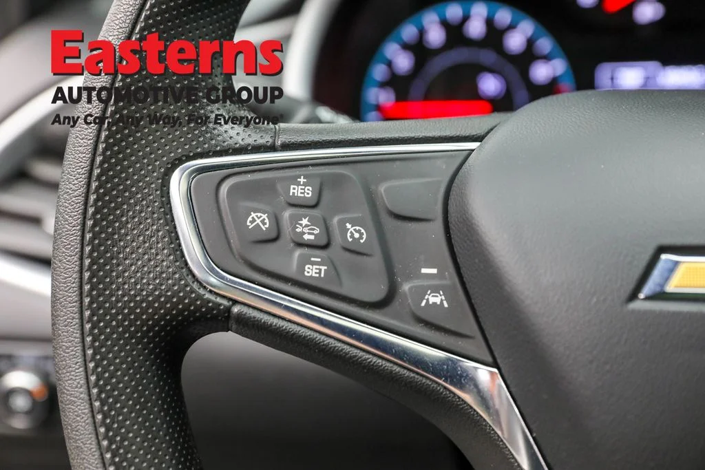 Used 2023 Gray Chevrolet LT image 14