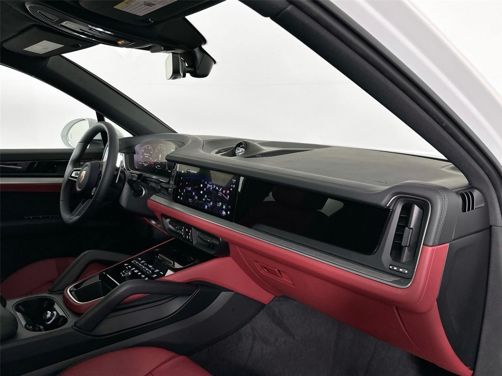 New 2026 White Porsche Cayenne E-Hybrid Coupé image 30