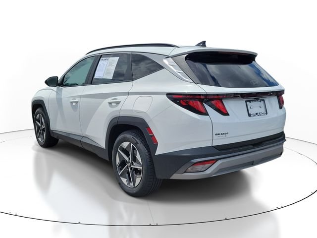 Used 2025 White Hyundai SEL image 4