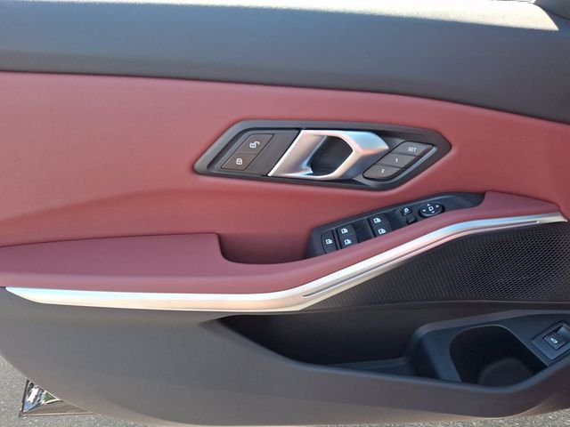 New 2026 Black Sapphire Metallic BMW 330i xDrive image 10