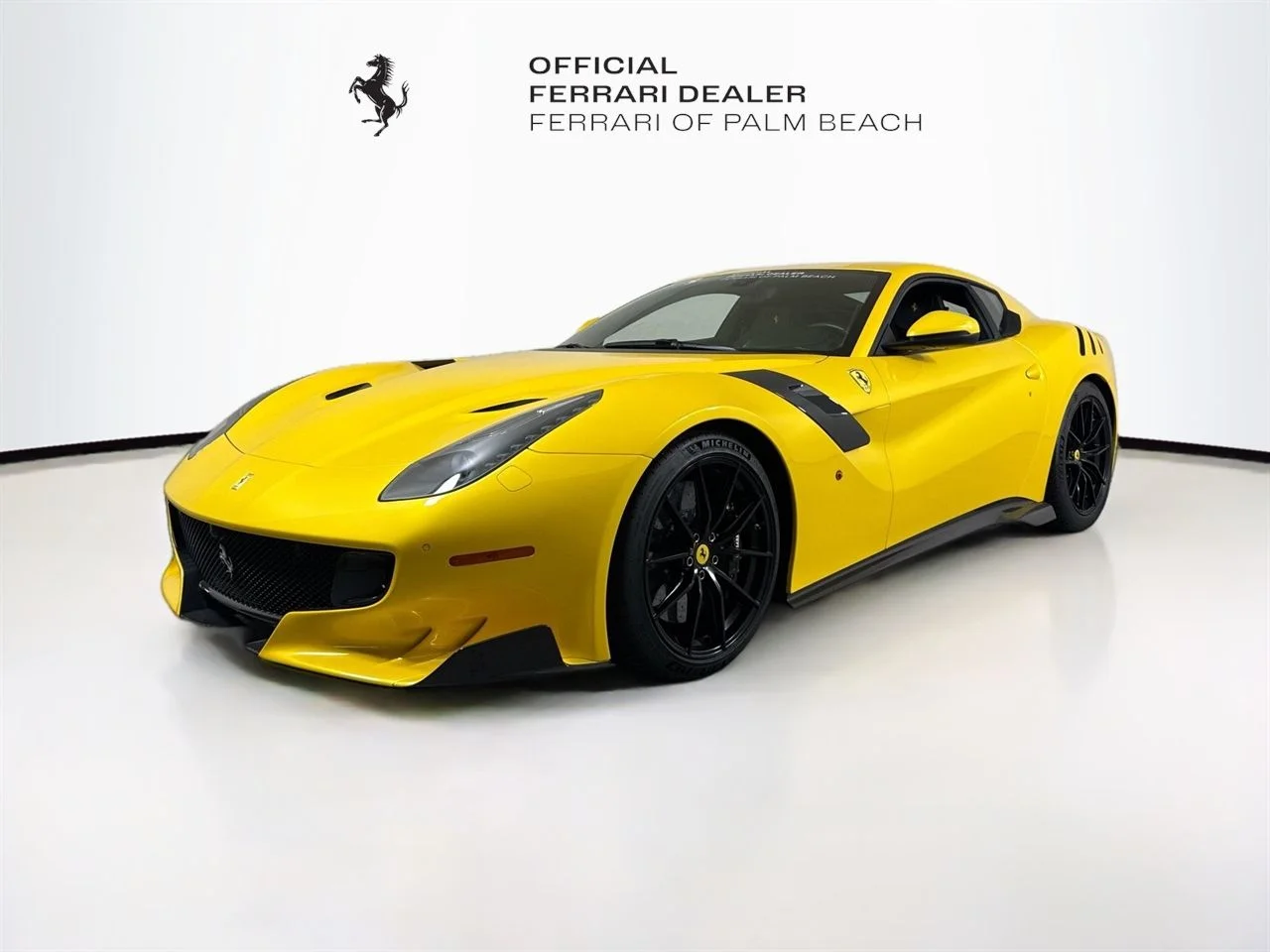 Certified Used 2017 Giallo Triplo Strato Ferrari Base image 3