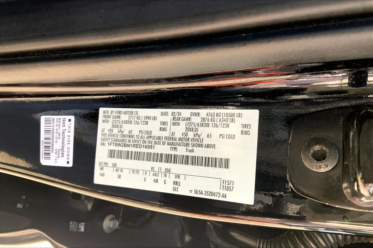 Certified Used 2024 Agate Black Ford LARIAT image 34