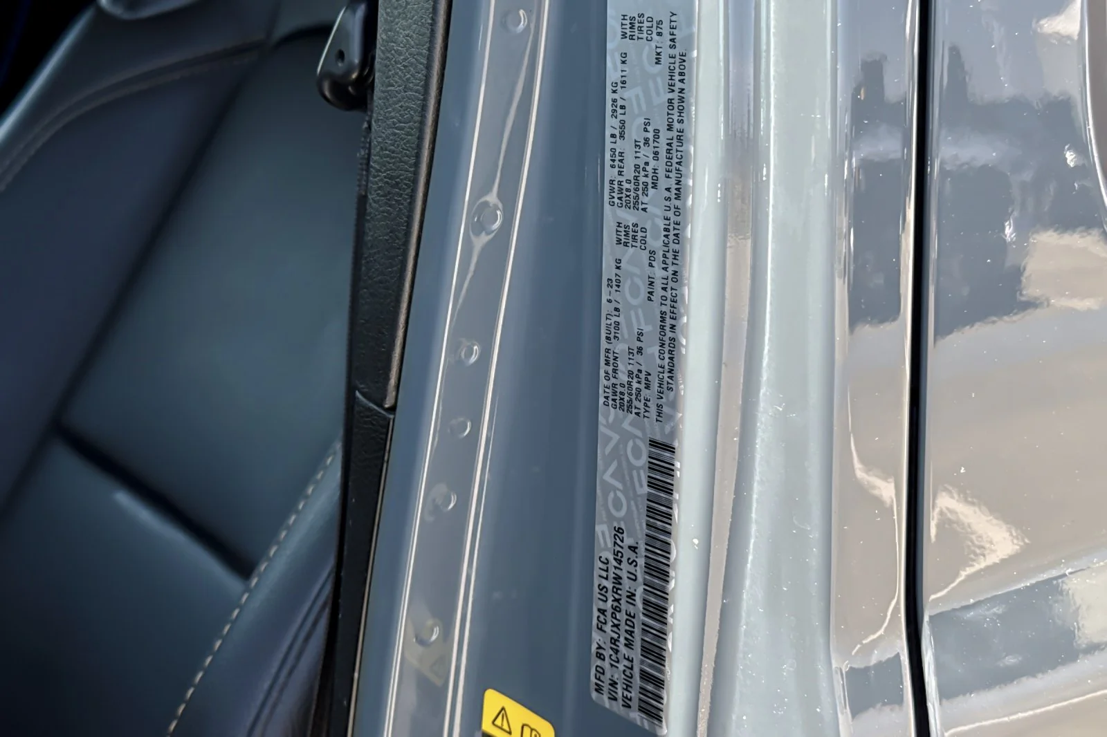 Used 2024 ANVIL CLEAR-COAT Jeep Sahara image 28