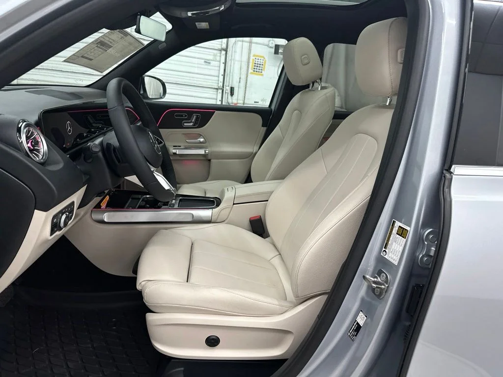 New 2026 Silver Mercedes-Benz GLB 250 image 20