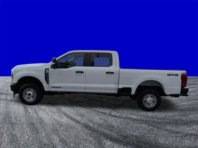 New 2026 Oxford White Ford F-350® XL image 7