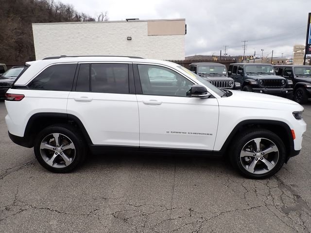 Used 2023 White Jeep Limited image 8