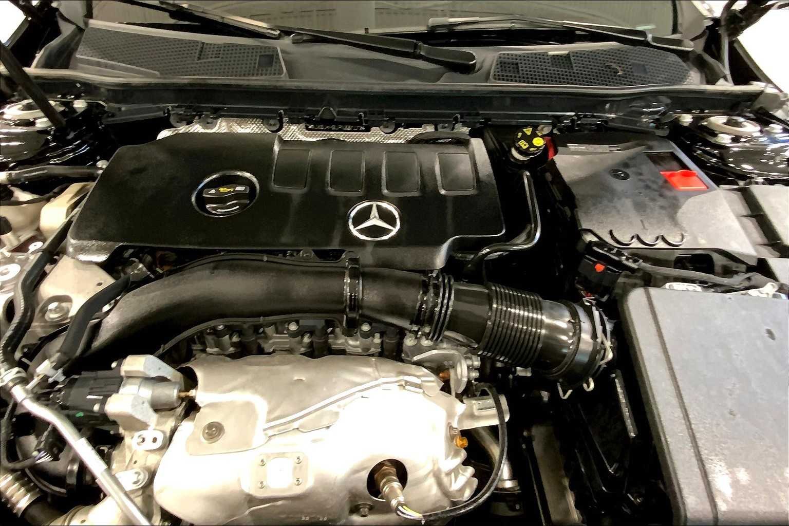 Used 2023 Night Black Mercedes-Benz CLA 250 image 27