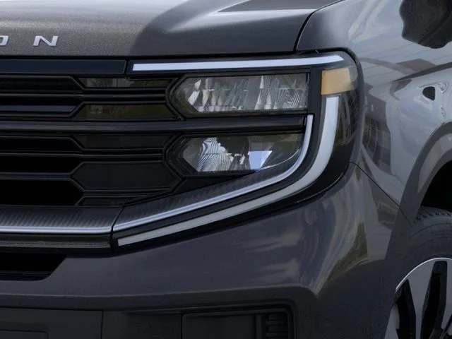 New 2025 Black Metallic Ford Platinum image 18