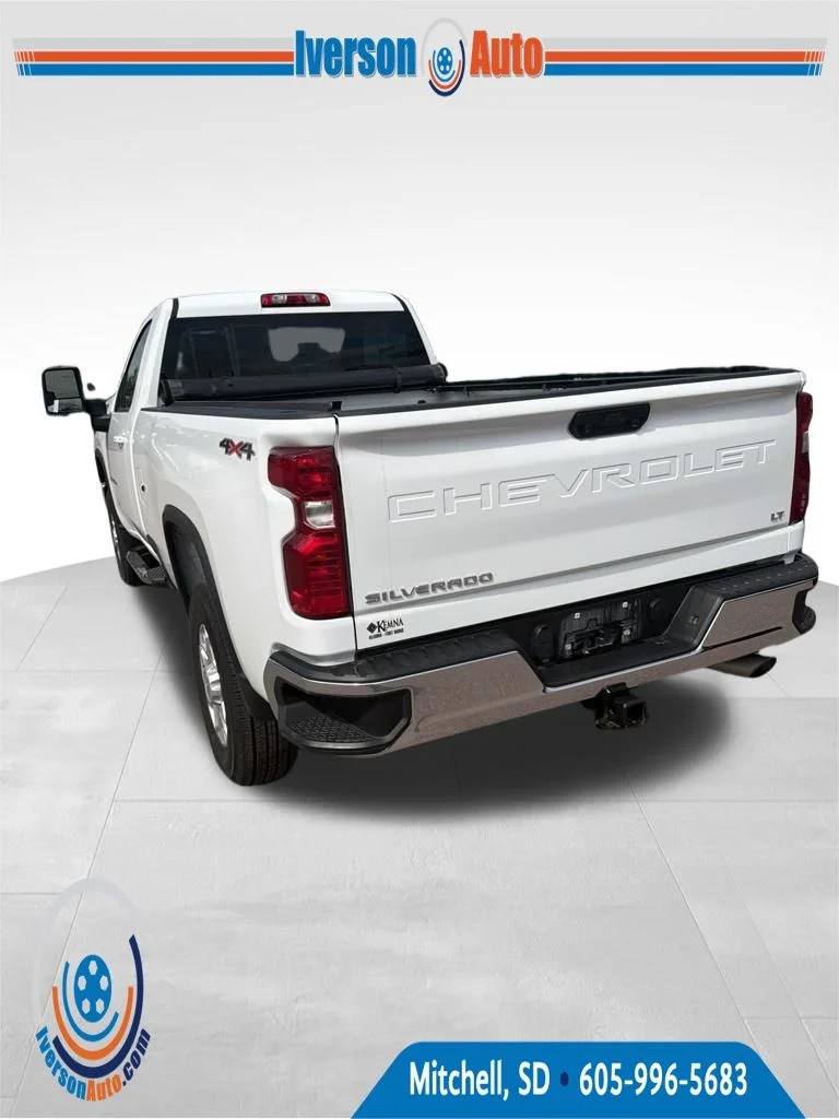 Used 2024 White Chevrolet LT image 6