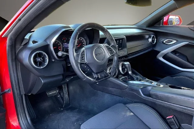 Used 2019 Red Chevrolet 1LT image 16