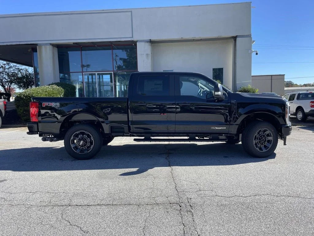 New 2026 Black Ford XL image 2