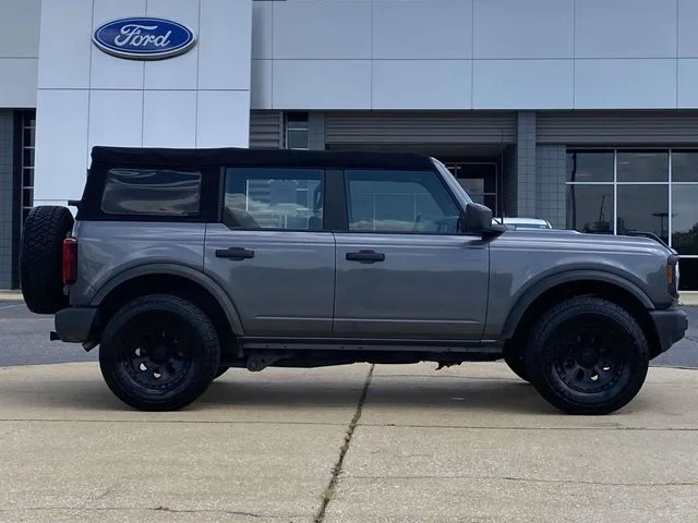 Used 2022 Gray Ford Base image 2