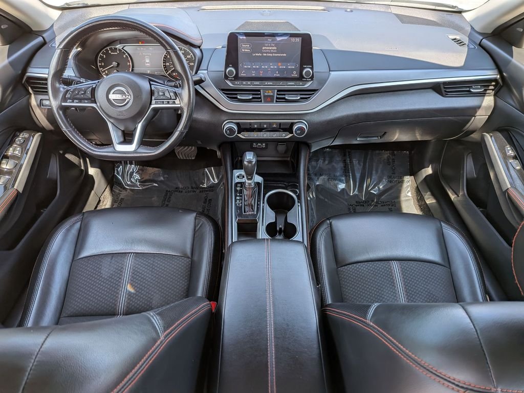 Used 2024 White Nissan 2.5 SR image 5