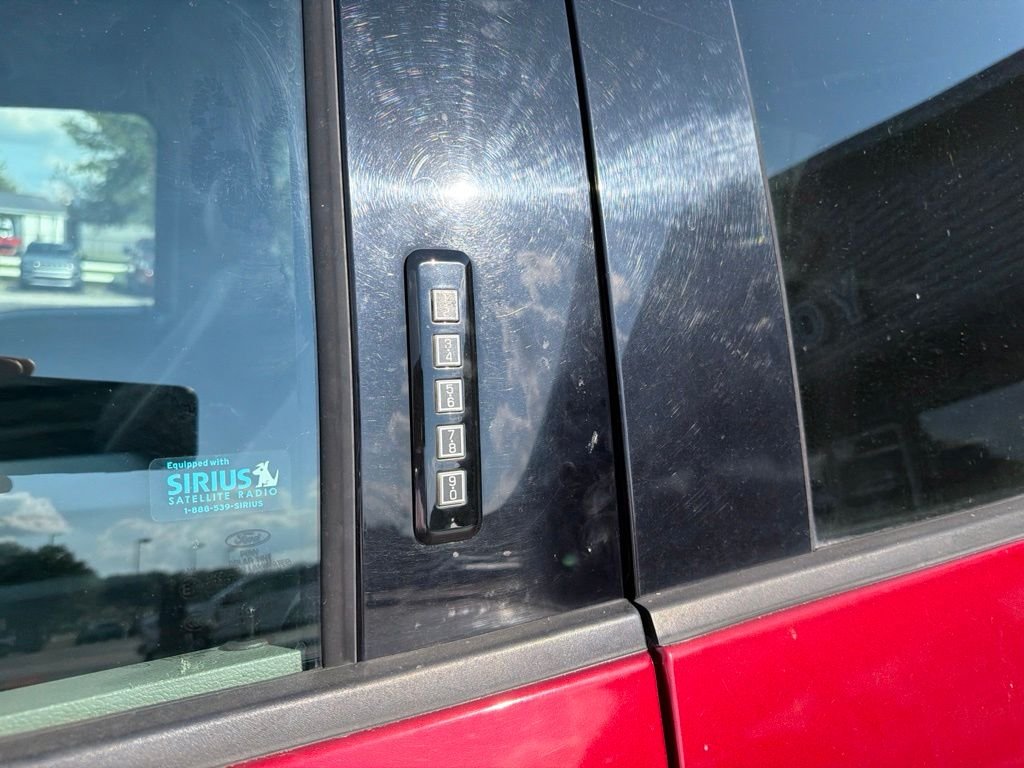 Used 2017 Red Ford XLT image 11