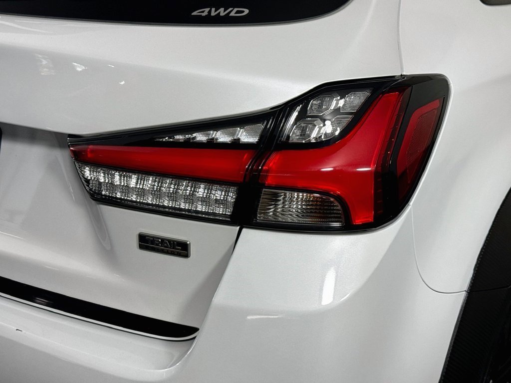 Used 2024 White Diamond Mitsubishi 2.0 Trail Edition image 29