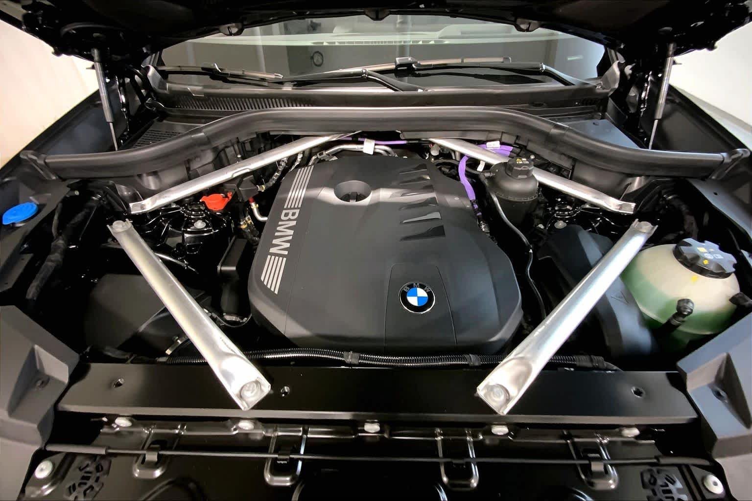 New 2026 Black Sapphire Metallic BMW xDrive40i image 16