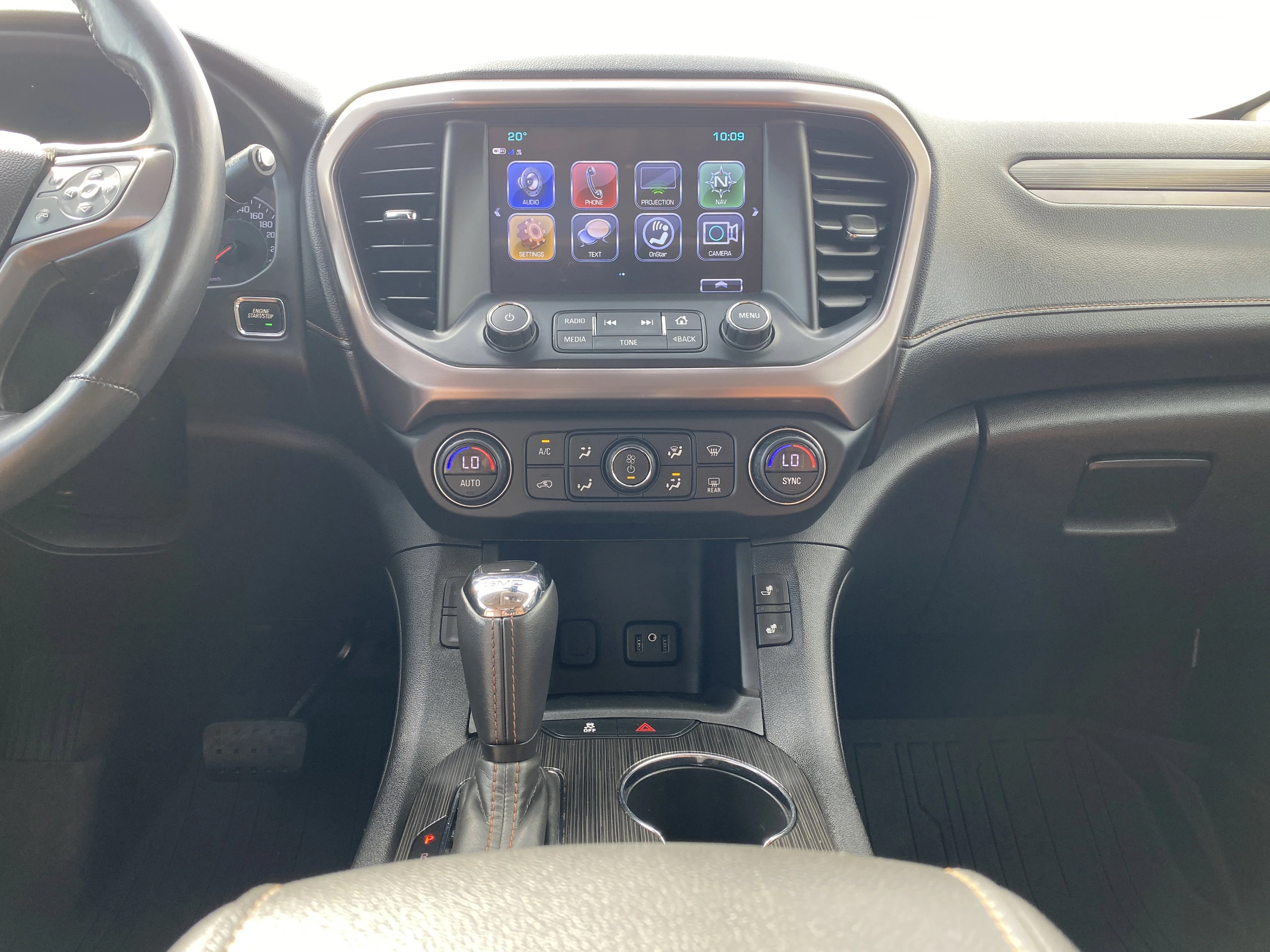 Used 2018 Gray GMC SLT-1 AWD * ALL TERRAIN * DUAL CLIMATE ZONES * image 14