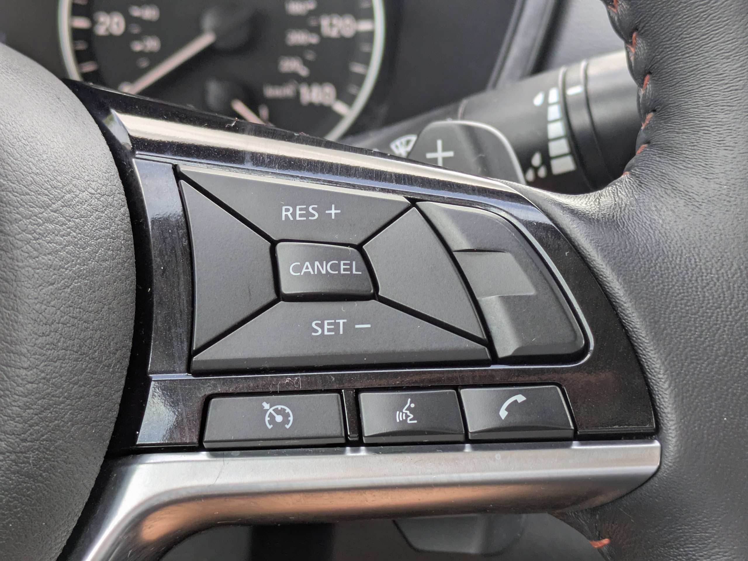 2019 Nissan Altima SR - Photo 26