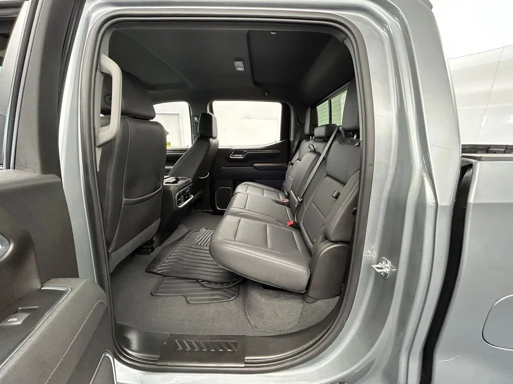2025 Chevrolet Silverado 1500 LTZ - Photo 43