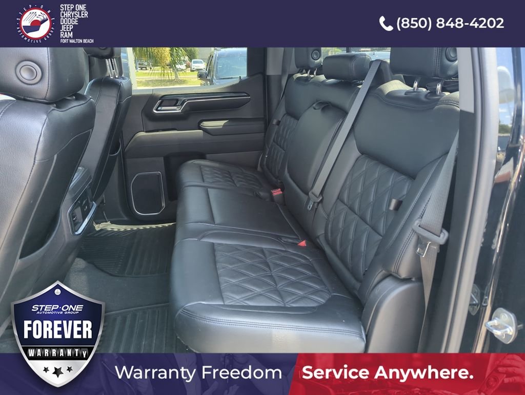 Used 2023 Black GMC Elevation image 27