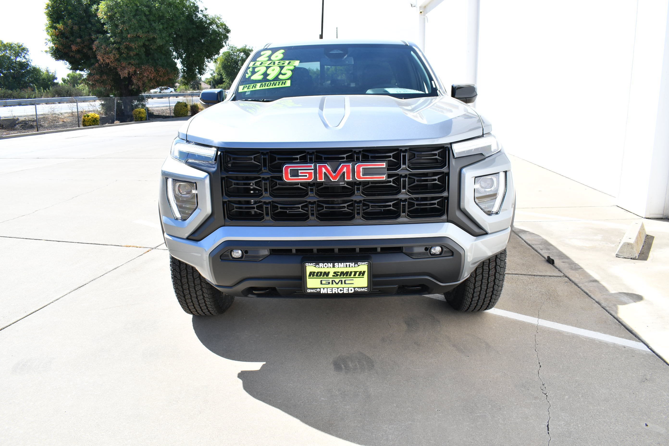 New 2026 Sterling Metallic GMC Elevation image 14
