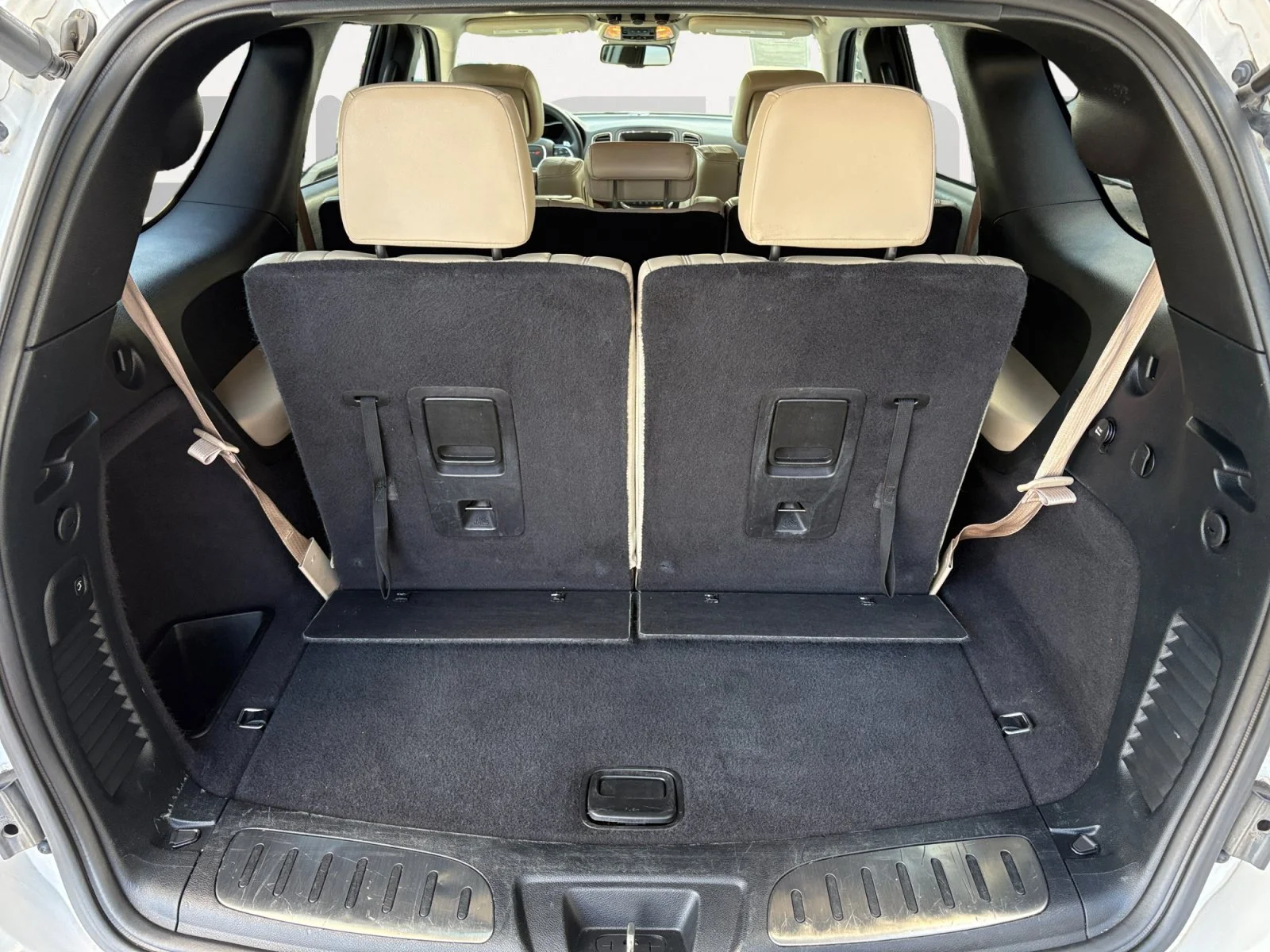 Used 2016 Ivory 3-Coat Dodge Citadel image 13