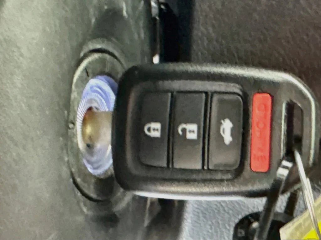 Certified Used 2018 Blue Honda LX image 21