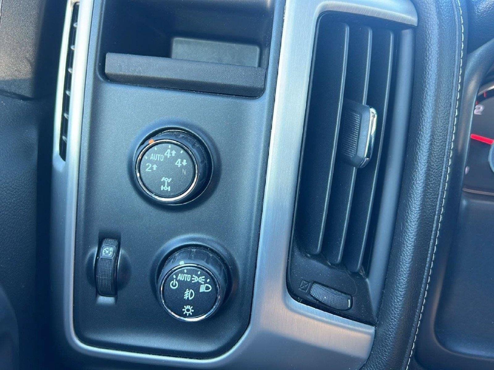 Used 2015 Sonoma Red Metallic GMC SLE image 15