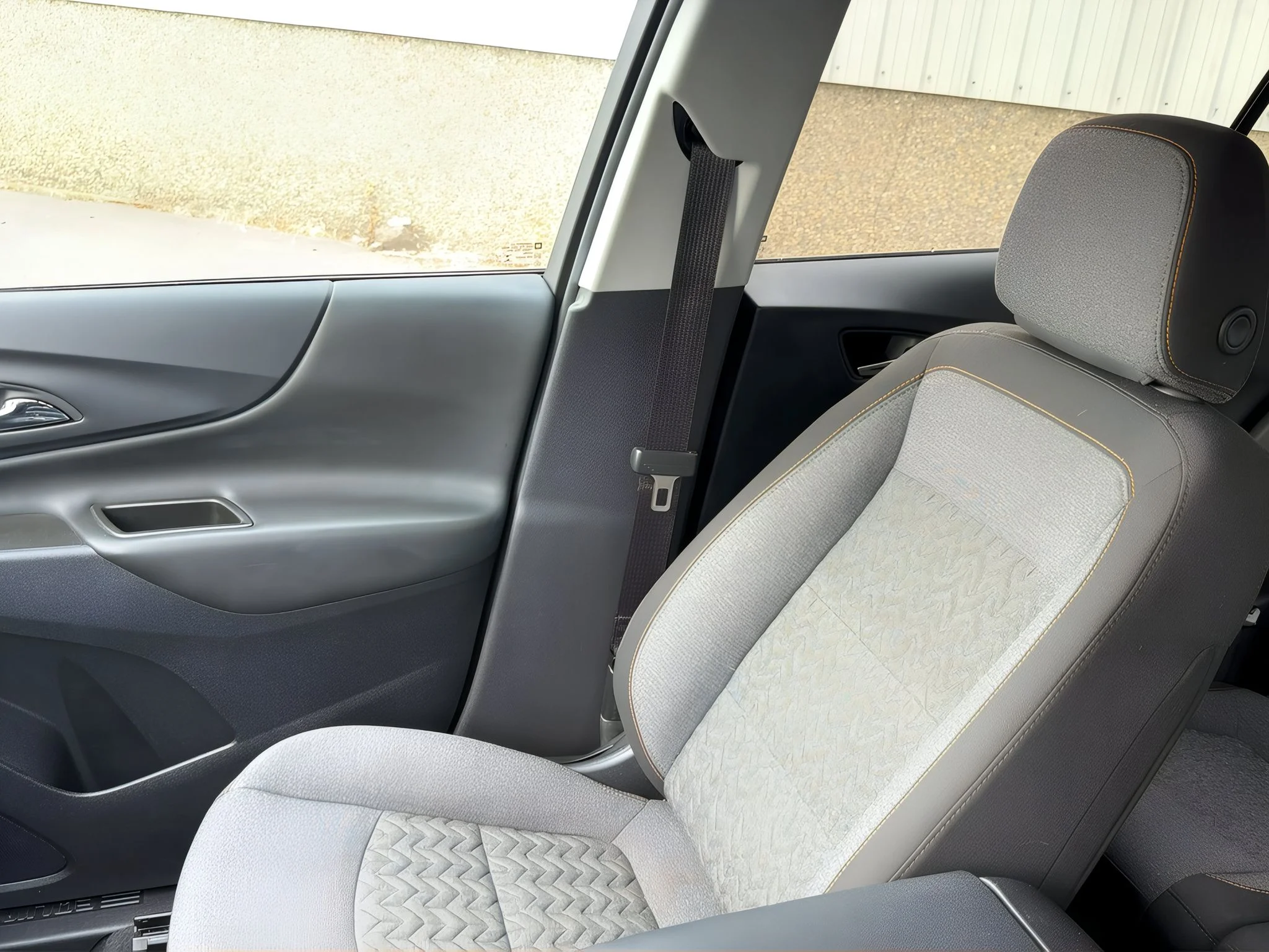 2024 Chevrolet Equinox LT - Photo 24