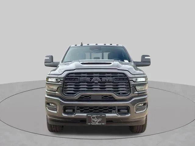 New 2026 Granite Crystal Metallic Clearcoat RAM Black Express image 9