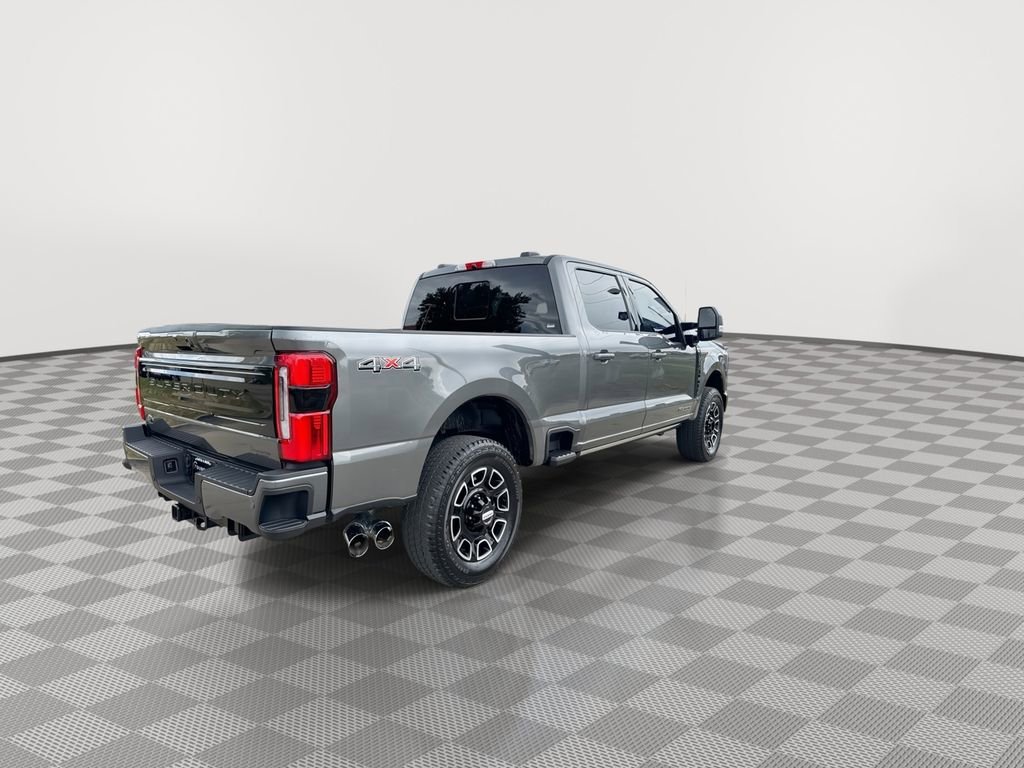 Used 2026  Ford XL image 11