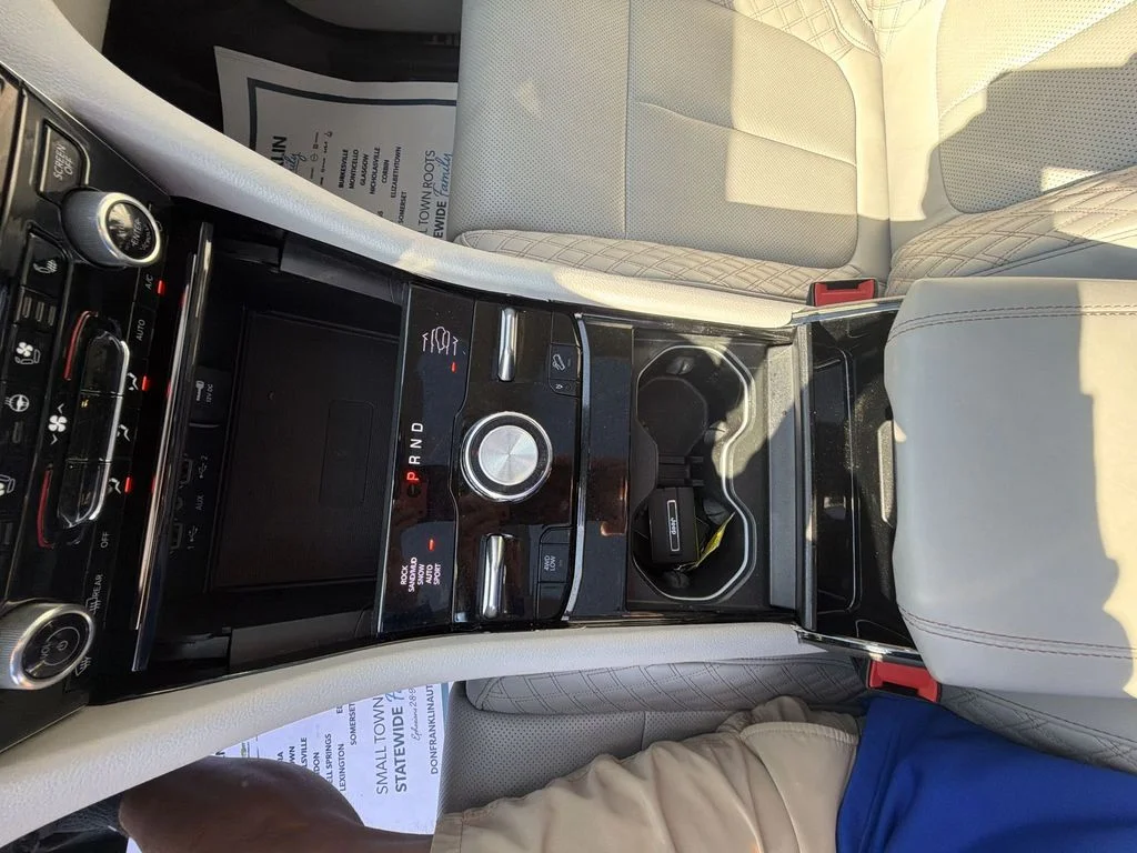 Used 2022 White Jeep Summit 4xe image 20