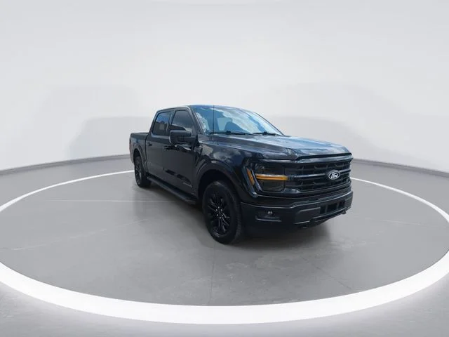 Used 2024 Black Ford XLT image 2