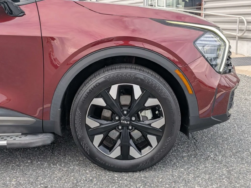 Certified Used 2024 Red Kia X-Line image 10