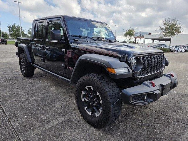 Used 2026 Black Clearcoat Jeep Rubicon image 3