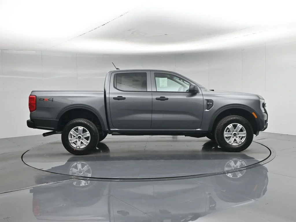 New 2026 Gray Ford XL image 22