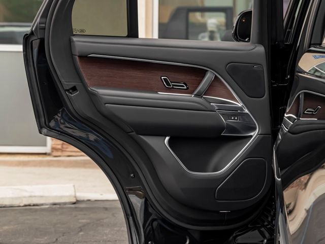 Used 2023 Santorini Black Metallic Land Rover SE image 24