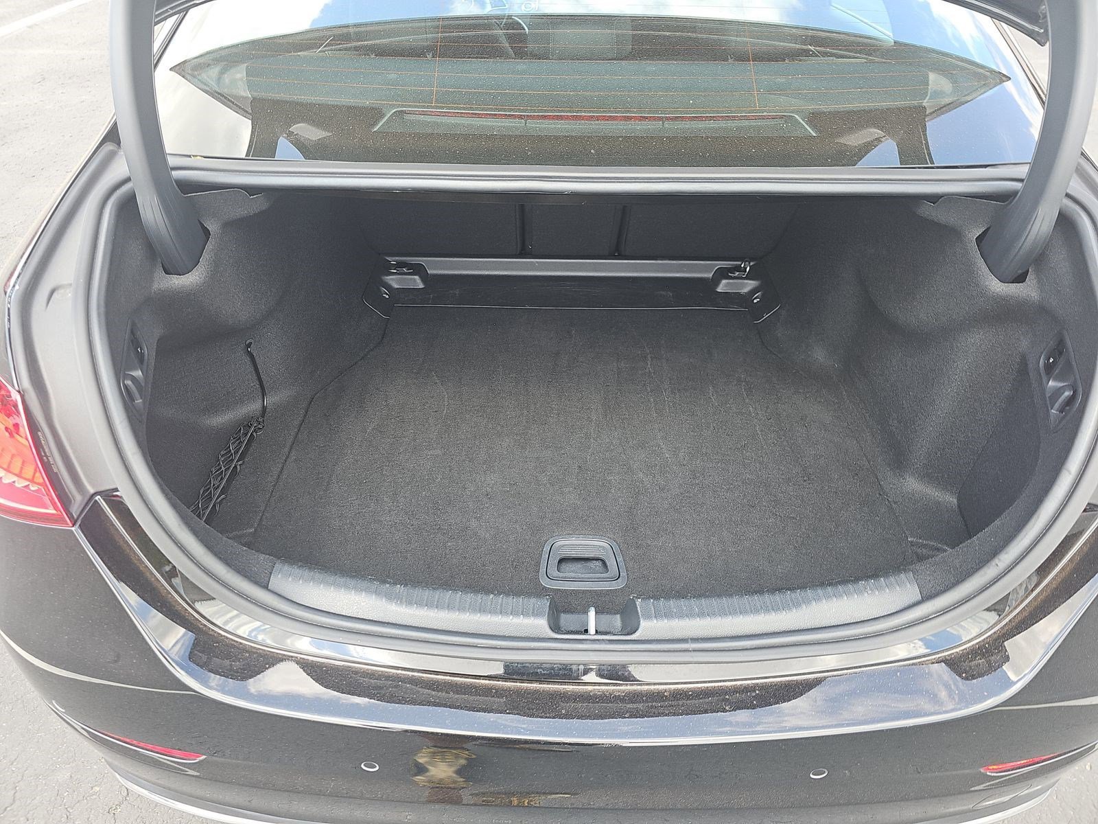 2025 Mercedes-Benz C-Class Sedan C 300 - Photo 24