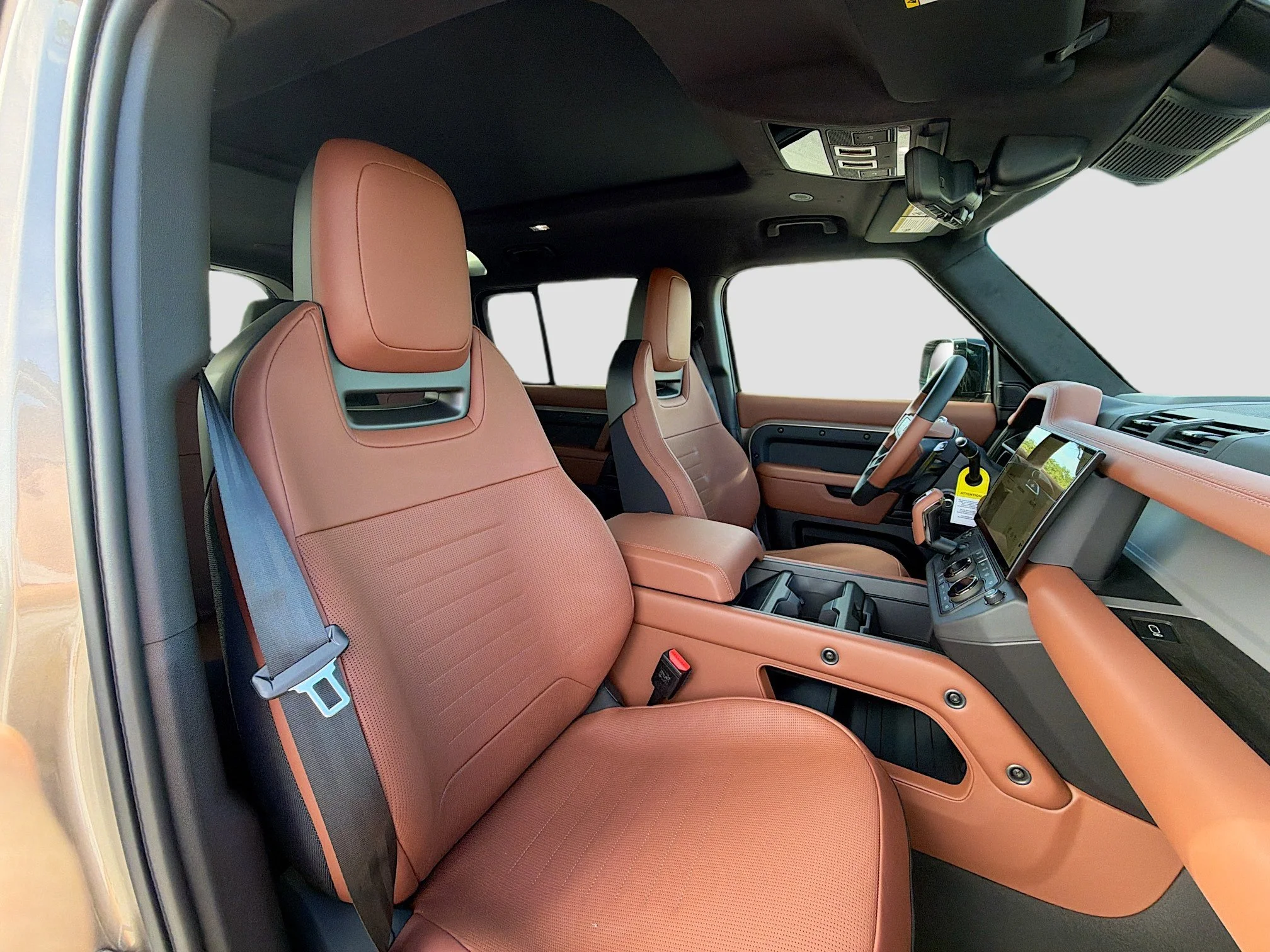 New 2026 Petra Copper Land Rover OCTA image 15