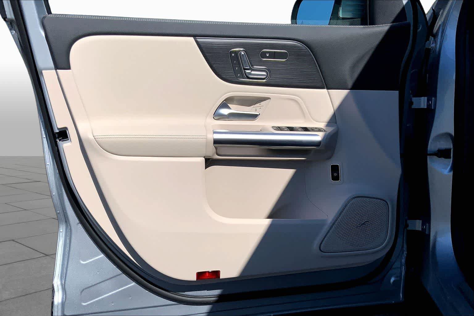 New 2026 Cirrus Silver Metallic Mercedes-Benz GLA 250 image 14
